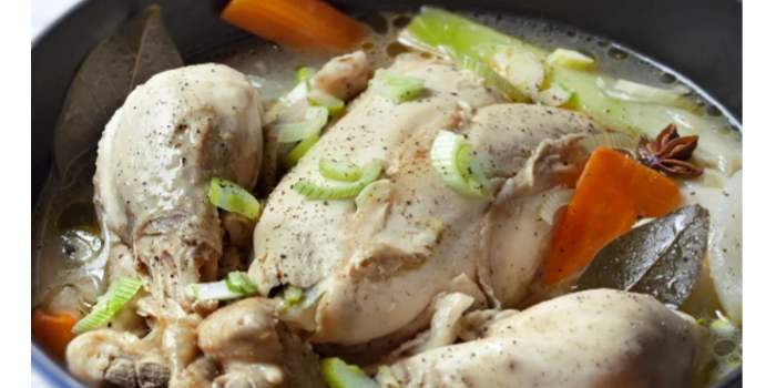 Poule au pot sauce suprême